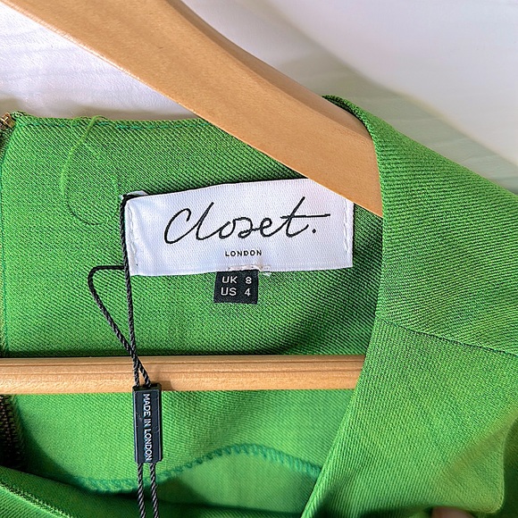 NWT- This gorgeous ensemble is a steal of a deal. This is NEW never worn w/ tags - Picture 9 of 12